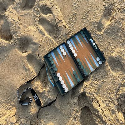 GAMMN Travel Backgammon Carry Case - Rugged Durable High Impact Khaki Green Modern Case With Cork Playing Field, Resin Checkers + Shoulder Strap, 34 x 26cm closed case, Adults 14+