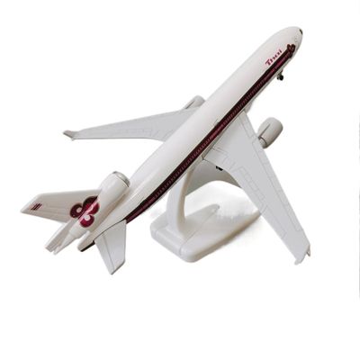 ATXTLWL Environmental Image for: Alloy Metal Aviation Thai Airways MD MD-11 Die Casting Aircraft Model
