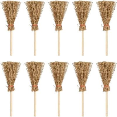 10Pcs Mini Brooms, Witch Straw Brooms, Doll House Dollhouse Accessories Props Miniature Artificial, Mini Furniture Halloween Decoration Accessory for Costume Cosplay Party, Dollhouse Dcor