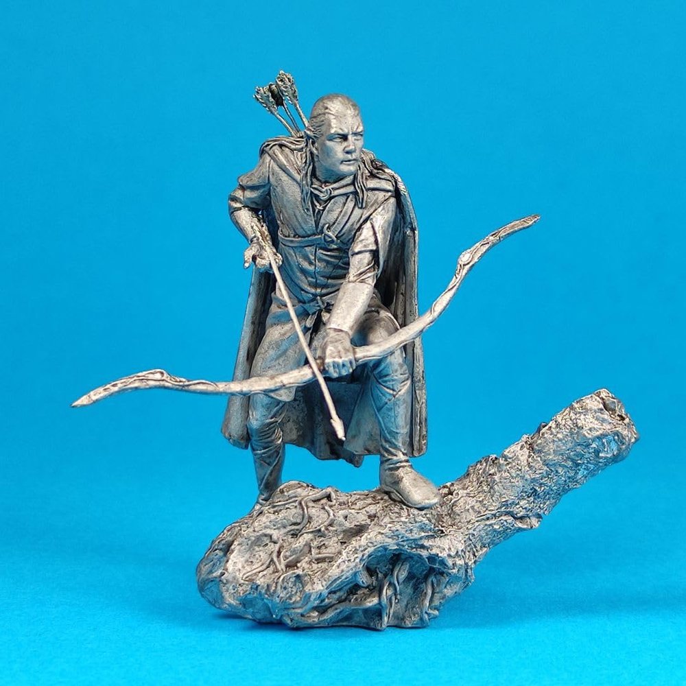 Collectible Tin Miniature of a Elf Archer from The Series Historical Miniatures | Scale 1:32 Height 54 mm | Unique Hand-Made Miniature from Warrior Miniatures
