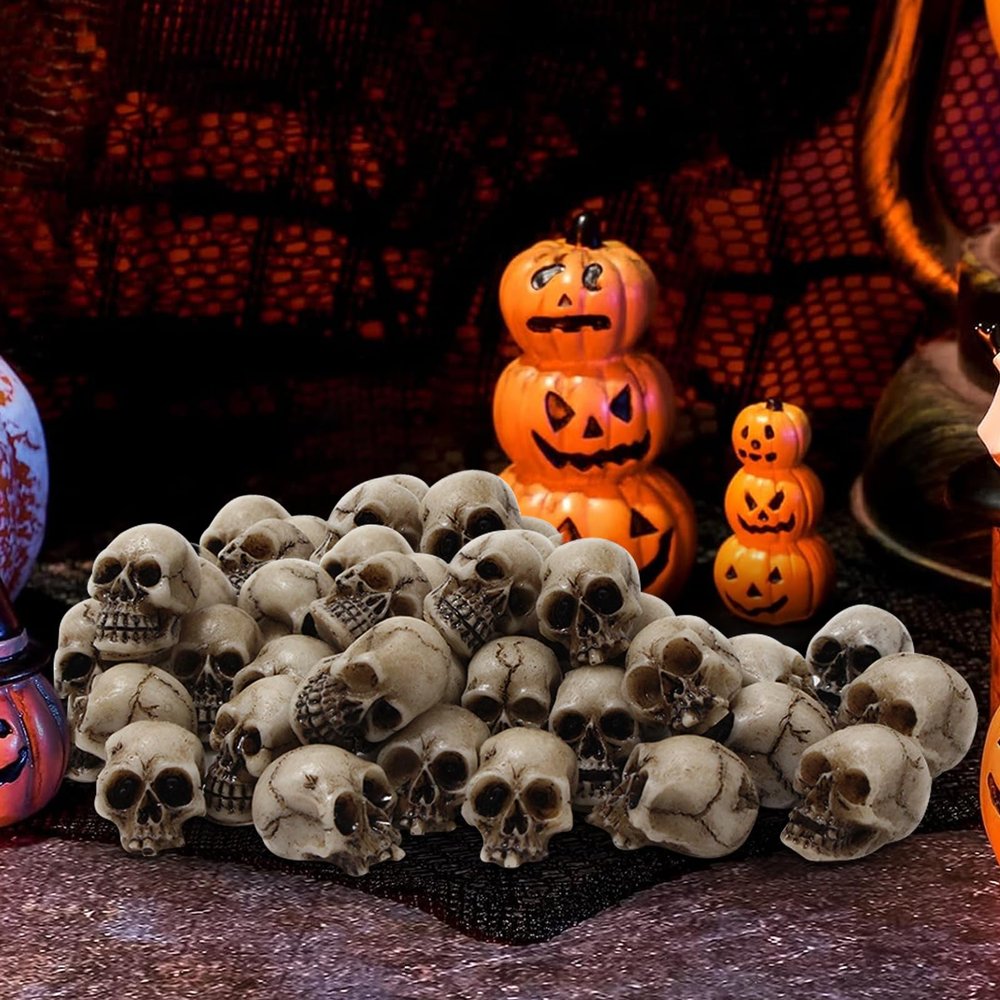 20 Pack Mini Halloween Skull, Miniature Resin Figurines Skulls Heads Ornamets, Halloween Prank Props, Realistic Looking Skulls Human Skeleton Head for Halloween Bar Home Table Decoration