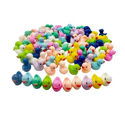 100pcs Mini Resin Duck,15 mm Dollhouse Dcor for Aquarium Decor Micro Fairy Garden Landscape Hide,Seek Party Toys,Easter Basket Stuffer, Gift for All Ages (Nonluminous-Multicolour)