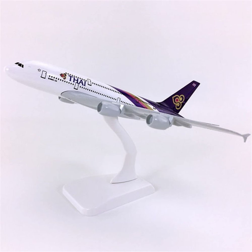 ATXTLWL Environmental Image for: 1: 400 Scale A340-300 Aircraft Model Gulf Airlines Alloy Aircraft Model