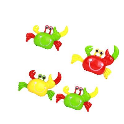 Yardwe 4pcs Wind Up Crabs Funny Clockwork Crabs Colors Red Green Yellow Present for Enhances Coordination Imaginative Play
