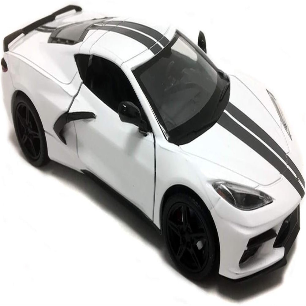 2020 C8 Stingray White with Gray Stripes 1/24 Diecast Model Car by Motormax 79360white