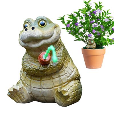 Animal Statues - Tiny Cute Resin Alligator Garden Statue - Garden Sculptures for Desktop Family Son Daughter Boys Girls Patio Backyard Friends Parties