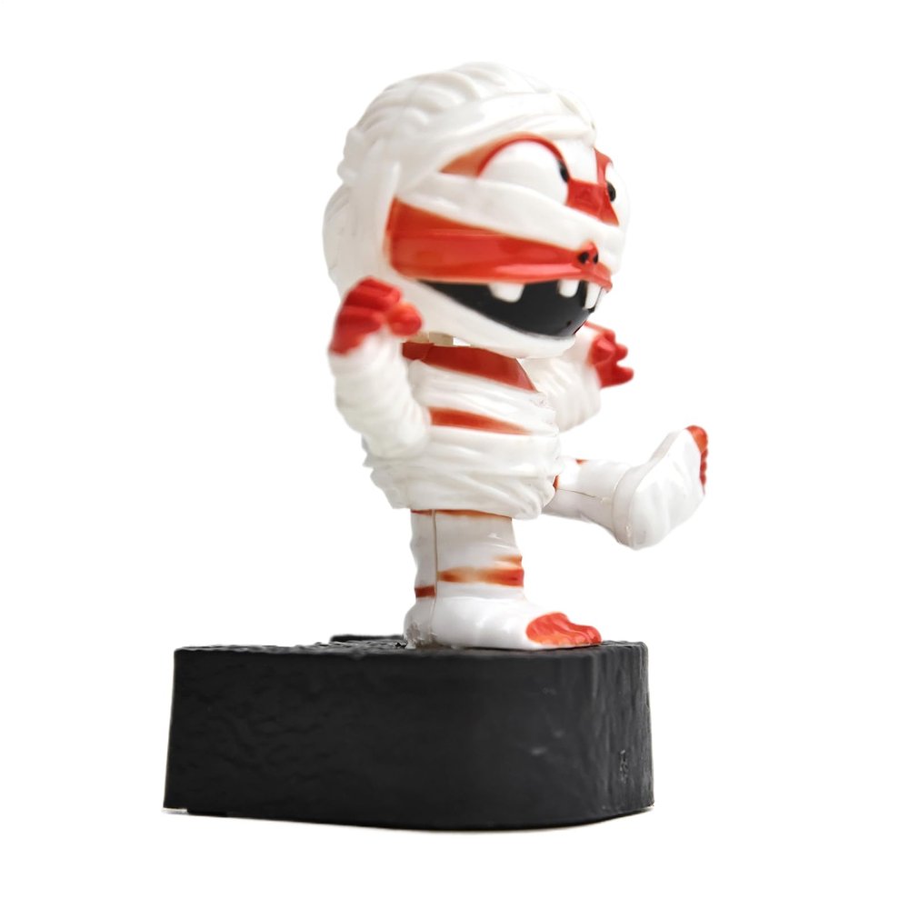 Halloween Car Dashboard Decorations - Mummy Shaking Head Dashboard Ornament | Solar Powered Funny Small Figurine for Halloween Desktop Home Vehicle Decor