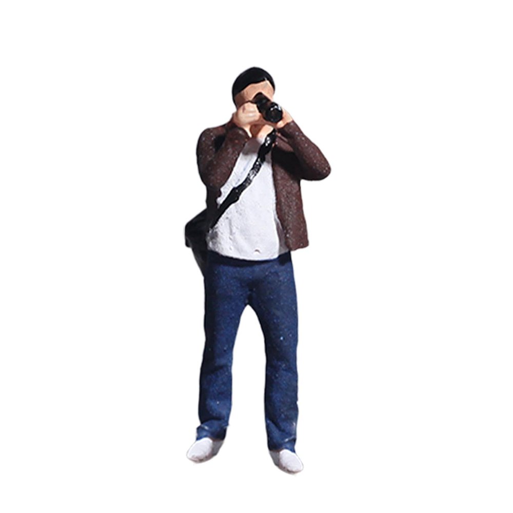 Garende 1/64 People Figure Street People Figure Mini Architectural Figurine for Train Layout Desktop Decoration, Man Taking Photo