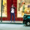 Garende 1/64 People Figure Street People Figure Mini Architectural Figurine for Train Layout Desktop Decoration, Man Taking Photo view 3