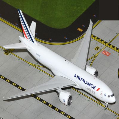 GeminiJets GJAFR2159 Air France Cargo Boeing 777F F-GUOC; Scale 1:400