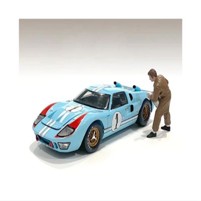 3 in. Race Day 1 Figurine VI for 1 by 24 Scale Model Car