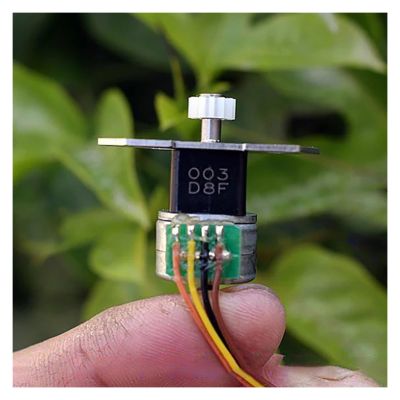 Monitoring Swing Head electronic starter Two-phase Four-wire 15mm Stepping Gear electronic starter with 10 * 12mm Precision Gearbox, Fixed Bracket