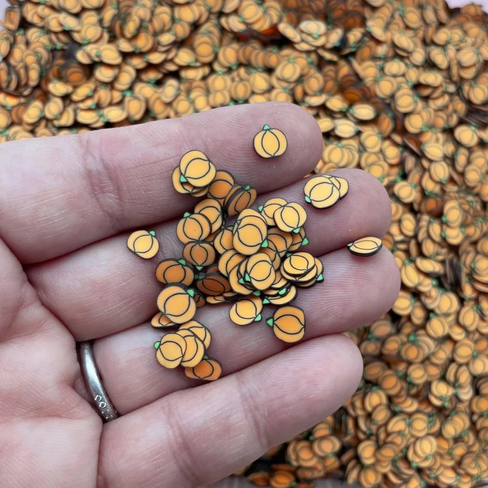 Small Cartoon Pumpkin Halloween Polymer Clay Sprinkles, Spooky Faux Sprinkles, Pumpkin Clay Slices for Resin, Slime, Decoden Crafts (Non-Edible) (15 gram Bag)