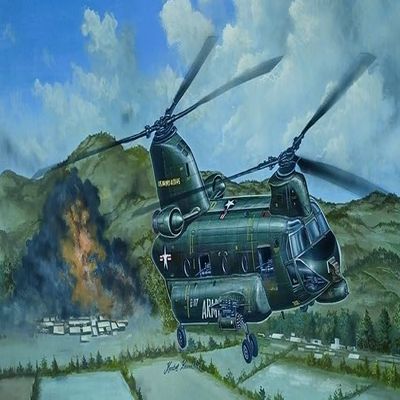 05113 1:35 ACH-47A Armored Chinook Helicopter Gunship Model Kit