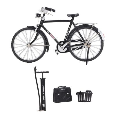 Kikumi 1:10 Alloy BicyClemodel Vintage Miniature Simulation Collection Without Standing Bike Model with Pump Case (Black)