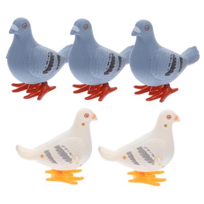 Alasum 5Pcs Wind Up Pigeon Clockwork Playthings for Interactive Desktop Decors Early Educational Walking Vintage Figurines Random Color