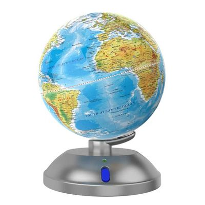 360 rotating globe, independently supported by a beautiful silver plastic base with a switch, 9-inch design, built-in LED night light, color high-definition visual map details, children's geography education, study and office decoration, living room