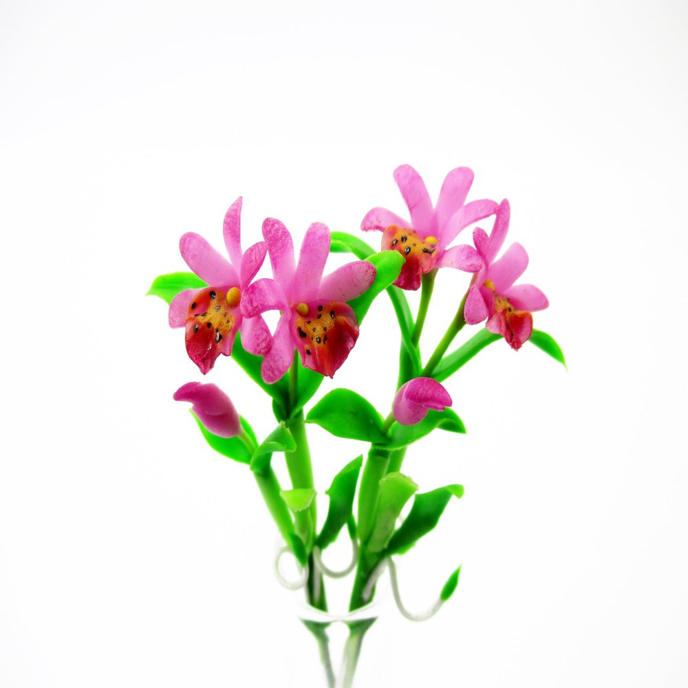 1:12 Miniature Cattleya Orchid 2 Bunch Clay Flower Fairy Garden Dollhouse 17194, Purple-Pink