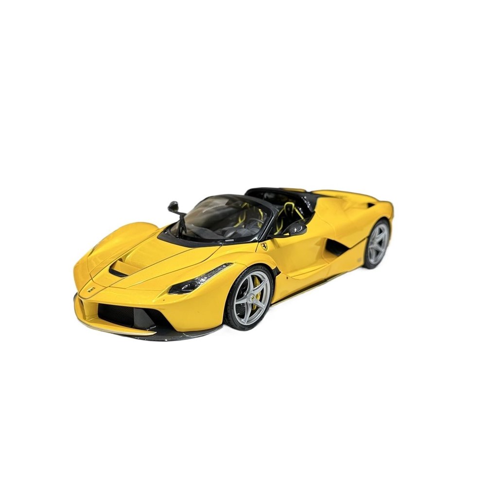 1:18 for Ferrari LaFerrari Aperta Hypercar Diecast Model Collection of Commemorative Miniature Vehicles