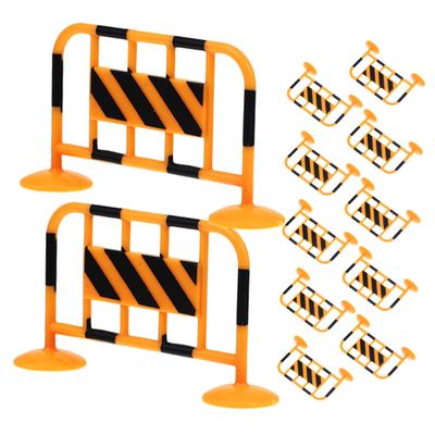 Abaodam 12pcs Mini Traffic Roadblocks Fence Models Brightly Colored Lightweight Barricades for Dollhouse Playsets and Educational Micro Landscape Decoration Safe Material