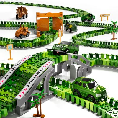 Novaluki Car Race Track Dinosaur Toys, DIY Flexible Train Tracks Building Kit with 2 Electric Cars, 4 Dinosaur Cars, Train Set Toys for Kids 3 4 5 6 7 Years Old, Party Games Birthday Gift for Boys