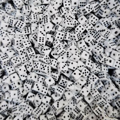 1000 Pcs 0.197 Inch Miniature Dice Bulk 6 Sided Mini Square Corner Dices