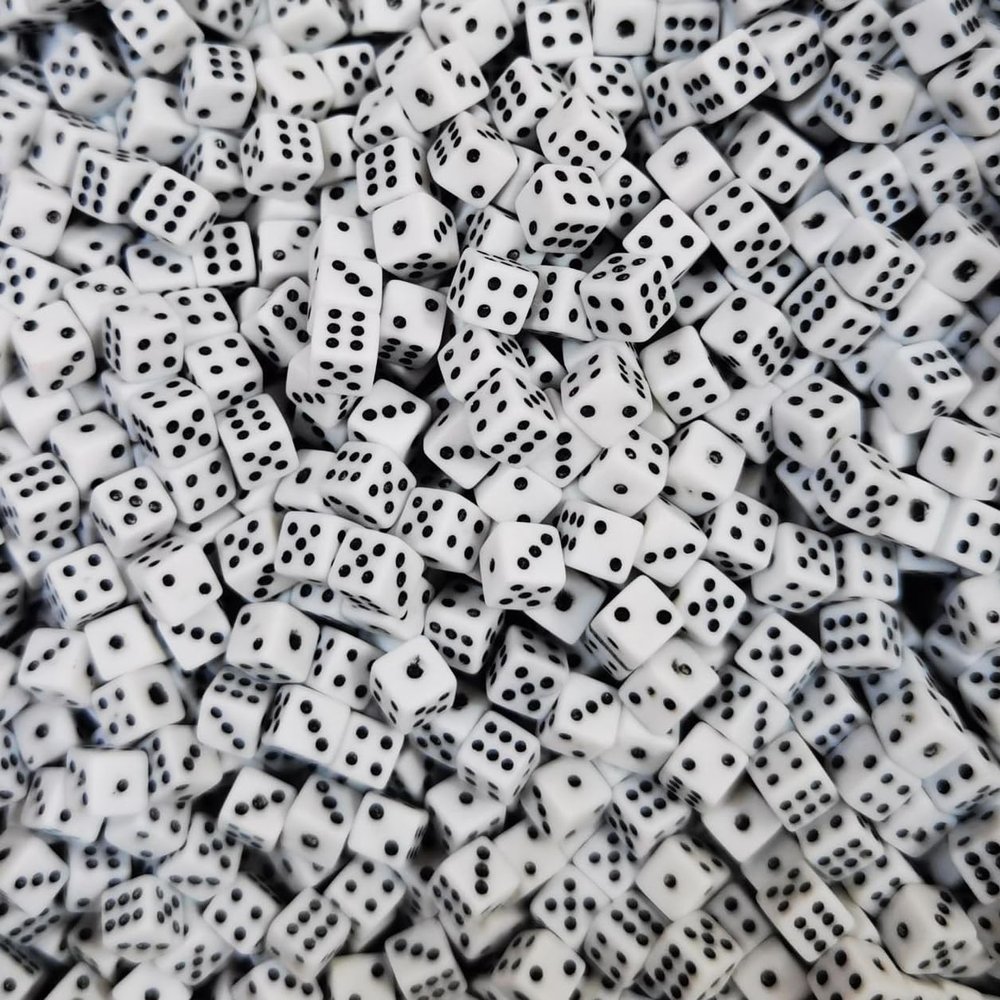 1000 Pcs 0.197 Inch Miniature Dice Bulk 6 Sided Mini Square Corner Dices