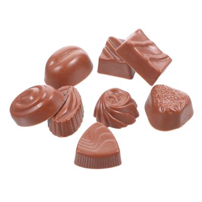 BESPORTBLE 8pcs Artificial Chocolate Models Decorative Fake Chocolate Props Realistic Food Display for Desktop Tabletop Decor in Brown