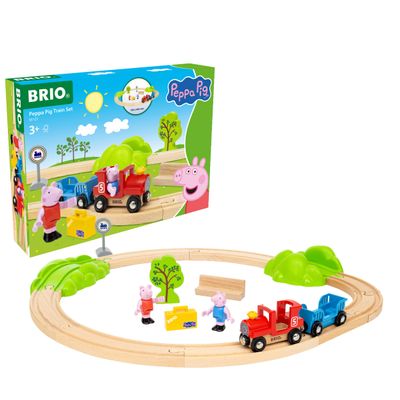 BRIO World Peppa Pig Train Set - 18-Piece FSC-Certified Wooden Railway Set - Includes Peppa and George Figures - Works with All BRIO Train Sets - Ages 3+