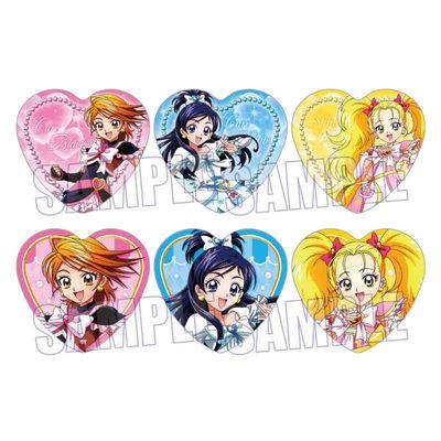 Bellhouse Futari wa Pretty Cure Max Heart Trading Heart Tin Badge Action Version, 1 Box, Approx. W 2.2 x H 2.0 inches (57 x 52.5 mm), Tin
