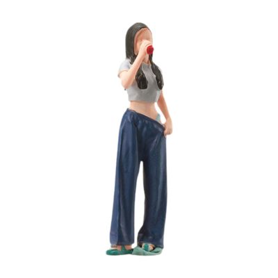 CoudarTitie 1:64 Scale Girl Miniature Figures Resin Figures Tiny People for Model Car Displays