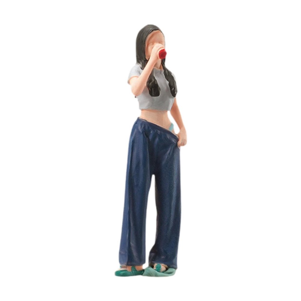 CoudarTitie 1:64 Scale Girl Miniature Figures Resin Figures Tiny People for Model Car Displays