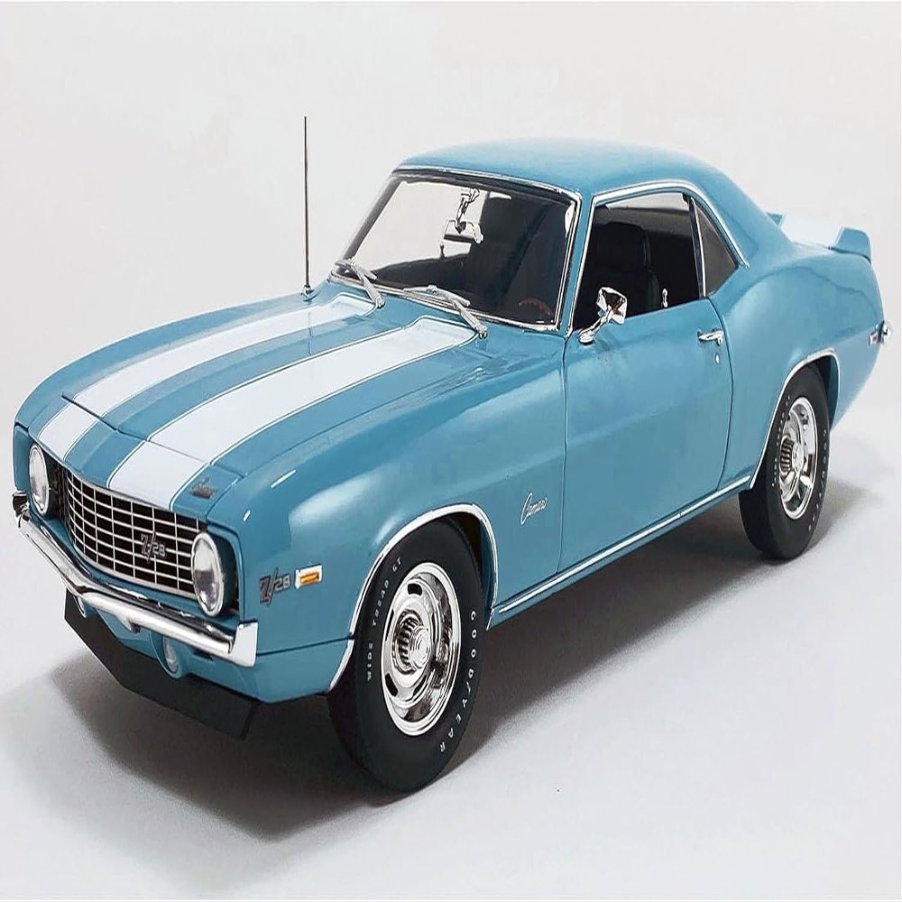 1969 Z/28 Carolina Blue with White Stripes Limited Edition to 420 Pieces Worldwide 1/18 Diecast Model Car by Acme A1805732