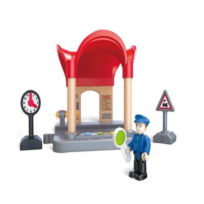 Hape Station with announcement function, accessories for your wooden railway, record and play your own station announcements, from 3 years