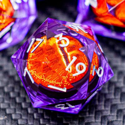 ARUOHHA DND Resin Dice Gazes Eye Dice Silver Purple Liquid Core Flaming RPG Sharp Edged Dice Set with Gift Box, Polyhedral D and D Dice Set Compatible with Dungeons Dragons Role Playing Game D20 D6