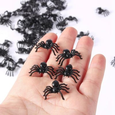 50 Real Plastic Spider Toys Halloween Prank Props Small Size Fun Halloween Decorations(Black).