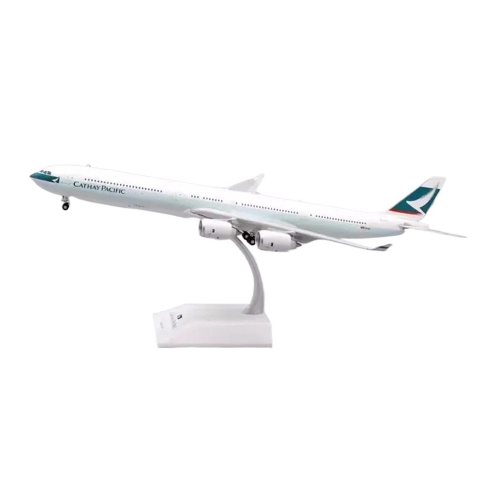 Die Cast Plane 1:200 for A340-600 B-HQC Aircraft Hobby Collection Model Static Metal Display Model Toy Finished Metal Airplane