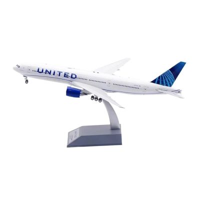 Die Cast Plane 1:200 for B777-200ER N209UA Die Casting Aircraft Model Metal Miniature Models Ornament White Finished Metal Airplane