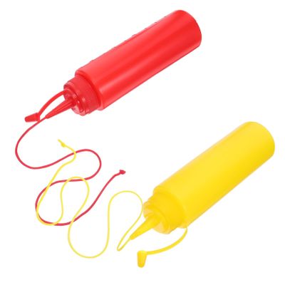 2pcs Funny Fake Condiment Bottles Realistic Ketchup Mustard Squirt for Pranks and April Fools Day Parties Attention-grabbing Trick Sauce Dispensers for Family and Friends