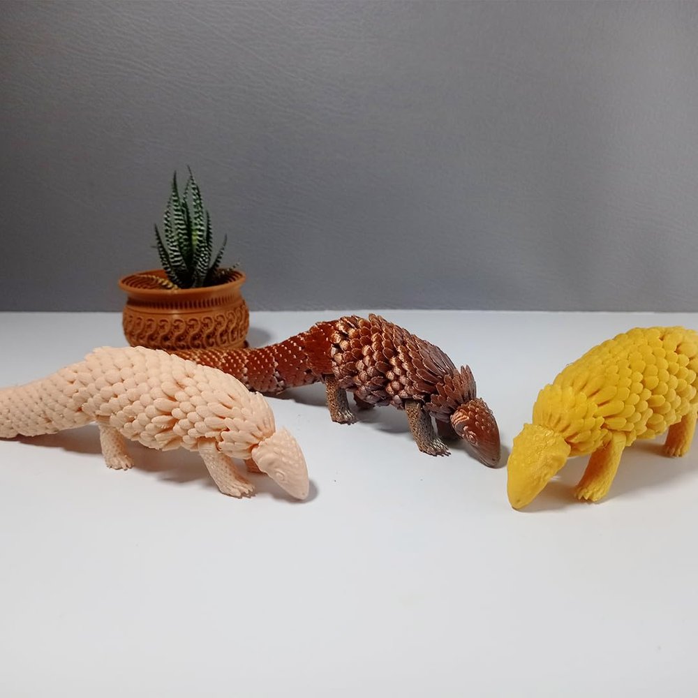 3D Printed Flexible Pangolin Toy  Articulated Fidget Animal, Stress Relief Desk Toy & Collectible  Colors Blue & Orange & Gold, Small: 180mm (Length)