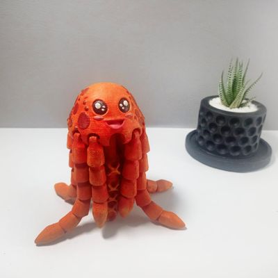 3D Printed Flexible Jellyfish Toy Articulated, Fidget Desk Toy & Collectible Sea Creature Available Colors & Sizes (Blue & Orange & Gold, Small: 120mm x 120mm x 25mm (When Spread))