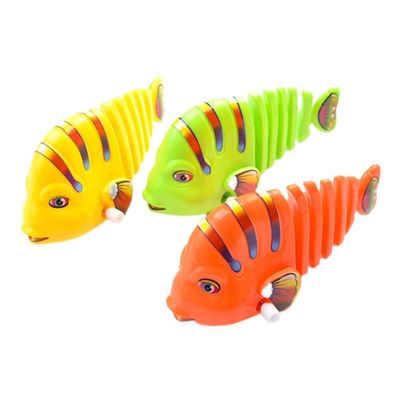 BRIGHTFUFU 3pcs Wind Up Cartoon Fish Swinging Bath for Lightweight Clockwork for Birthday Party Favors and Home Decoration Random Color