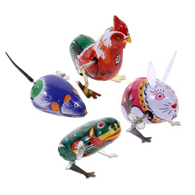 KOMBIUDA 4pcs Iron Clockwork Random Color Animal Wind Up Jumping for Boys Frog Rooster Hare Random Color