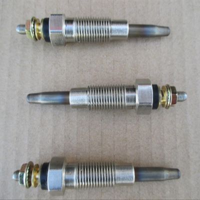 Replacement for fits 3 GLOW PLUGS FOR MASSEY FERGUSON MF GC2600 GC2610 ZT29 ZT33