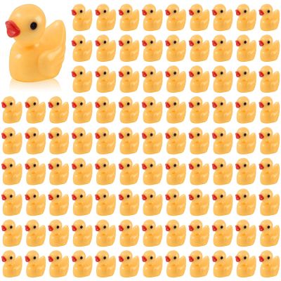 100 Pcs Mini Resin Ducks Tiny Ducks Miniature Duckies Bulk Figures for Garden Micro Landscape Home Prank Game Micro Landscape Aquarium Dollhouse Ornament DIY Handmade School (Yellow)
