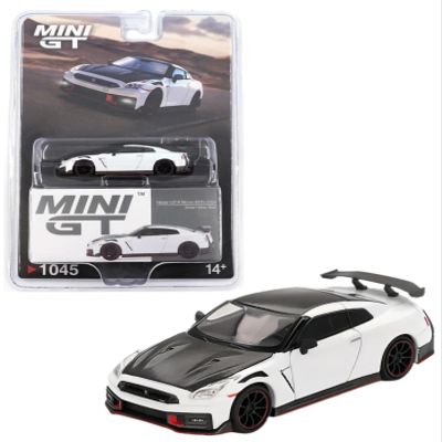 1:64 Diecast Model Car Compatible with Nissan GT-R Nismo (R35) 2024 Brilliant White Pearl Limited Edition by Mini GT MGT01045