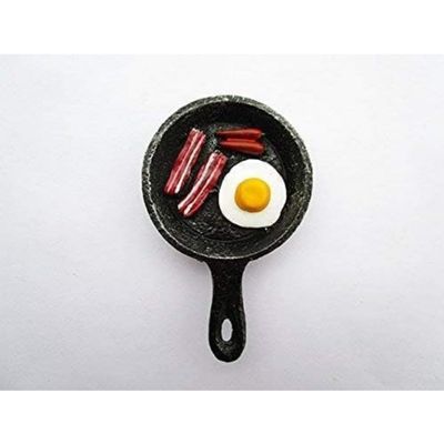 1:12 Scale Dollhouse Miniature Fried Egg in Pan, Creative Dollhouse Accessories for Miniature Home Decor