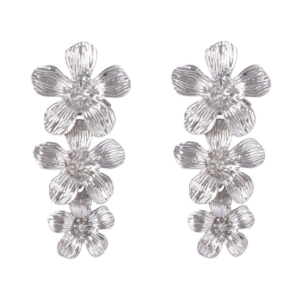 4.7 * 2cm Vintage Alloy Flower Earrings For Women,silvery,4.7 * 2cm