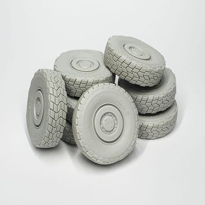 Pimp My Miniatures AFVs35-224 1/35 AFV Centauro B1 Road Wheels for Trumpeter Accessories kit Upgrade Set for Plastic Model kit