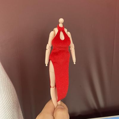 1/12 Scale Female Figure Clothes, Form-Fitting Backless Cheongsam for 6 inch Action Figure, 1/12 Tight Cheongsam Chinese-Style Dress, Bodycon Halter-Neck Cheongsam (red)